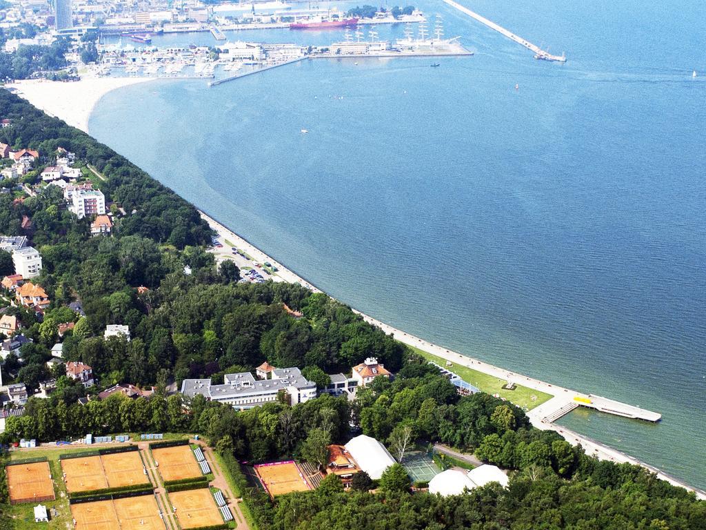 Hotel Nadmorski Gdyně Exteriér fotografie