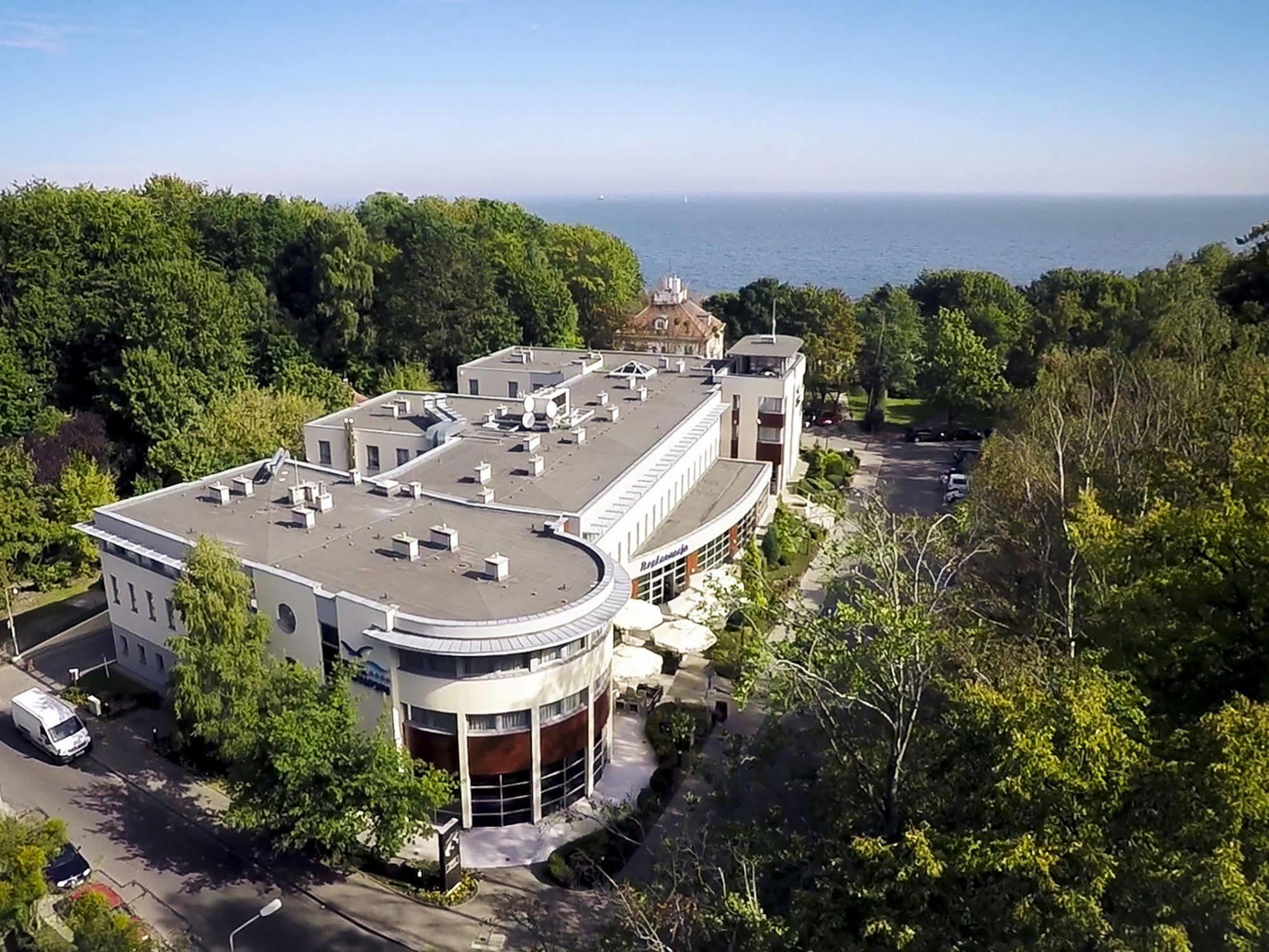 Hotel Nadmorski Gdyně Exteriér fotografie